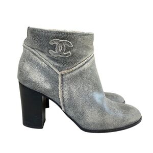 CHANEL Shearling CC Ankle Boots